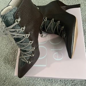 Louise Et Cir Vanido bootie 9.5 brown